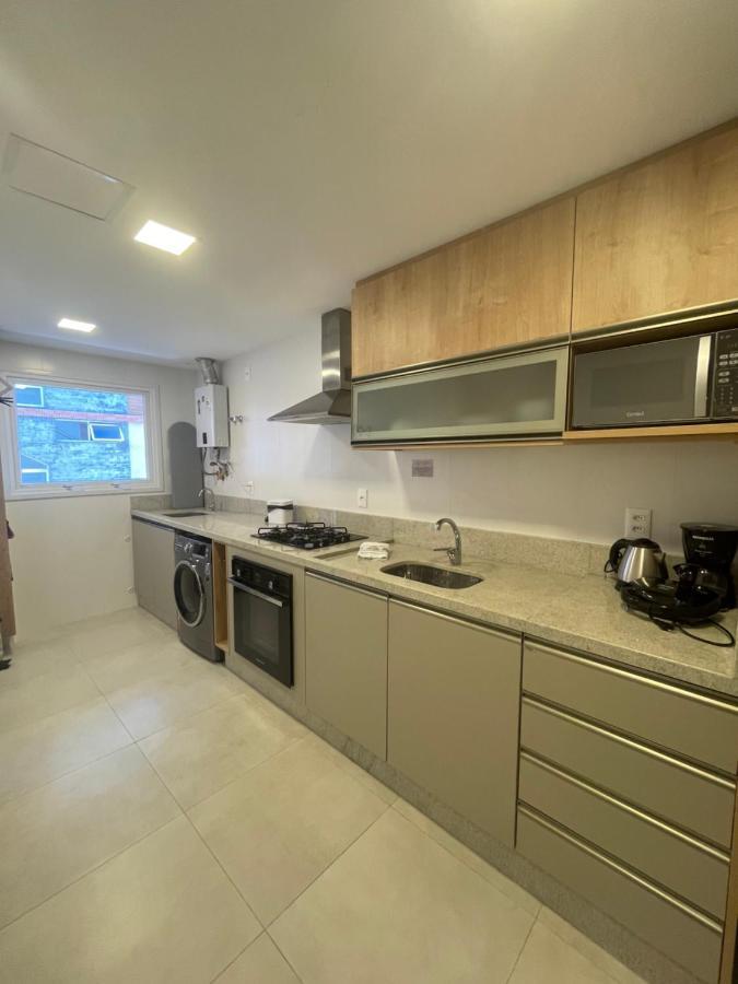 Apto. Lindo No Boulevard, 500m Rua Coberta Apartamento Gramado